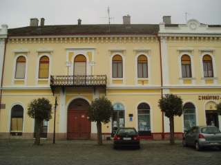 Baja, Szentháromság tér 04. 1.kép.jpg Baja, Szentháromság tér 04. 1.kép.jpg